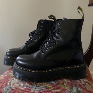 DR. MARTENS Jadon Platform Boots